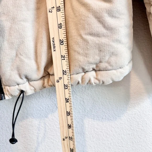 Polly Corduroy Puffer Jacket Cropped Neutral Minimal Cozy Gorpcore Women 10 A98 - Picture 8 of 10